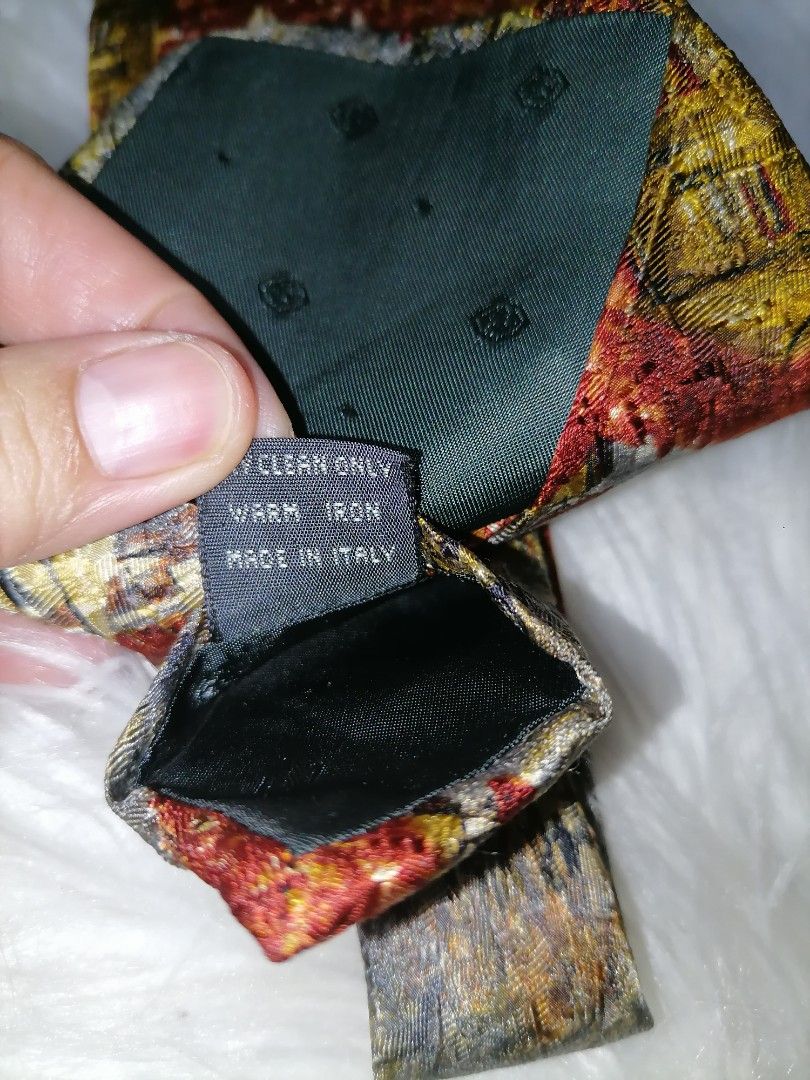 Esmenegildo Zegna Silk Tie (Category: Luxury Accessories) located in Butuan. Submitted by az-branded.items (Listing ID 1470651773, Image 3). Description: Widest part almost 4" Authentic luxury item Made in Italy Please see last 2pics. For reference.. From Japan.
