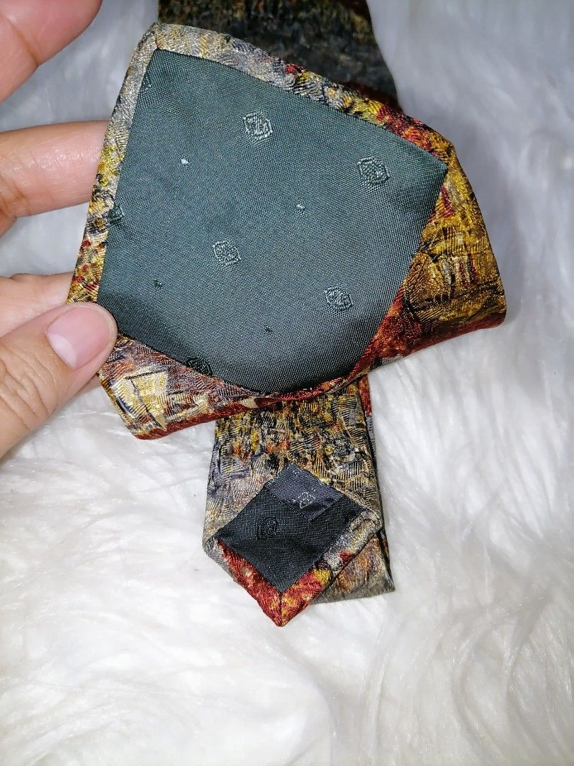 Esmenegildo Zegna Silk Tie (Category: Luxury Accessories) located in Butuan. Submitted by az-branded.items (Listing ID 1470651773, Image 2). Description: Widest part almost 4" Authentic luxury item Made in Italy Please see last 2pics. For reference.. From Japan.