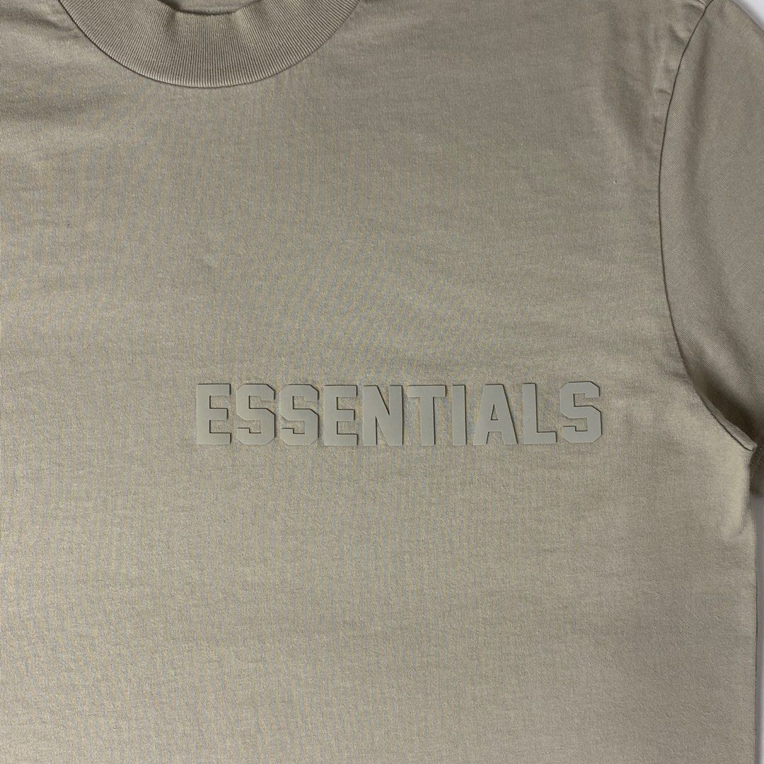 Essentials Fear Of God Rubberized Essentials Logo (Category: Tshirts & Polo Shirts ) located in Bacolod City. Submitted by rewear.conceptual (Listing ID 1470691654, Image 3). Description: Essentials Fear Of God Rubberized Essentials Logo Condition: 9/10 Color rate: 9.5/10 Tagged as: xs Width: 22 Length: 27.5 Message seller if interested Always double check the items description before making an offer. Strictly no return/refund policy!.