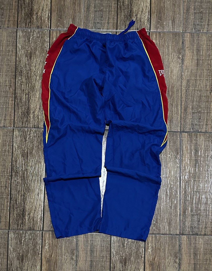 EVERLAST TRACKPANTS (Category: Other Bottoms) located in Manila. Submitted by urban-vintage_2 (Listing ID 1470568521, Image 1). Description: ISSUE: NONE ( NEED WASH ) MOP :GCASH ( NO COD ) SHIP VIA : LALAMOVE & J&T LOCATION : PASIG CITY LENGTH : 36 HEM : 8 WIDTH : 32.