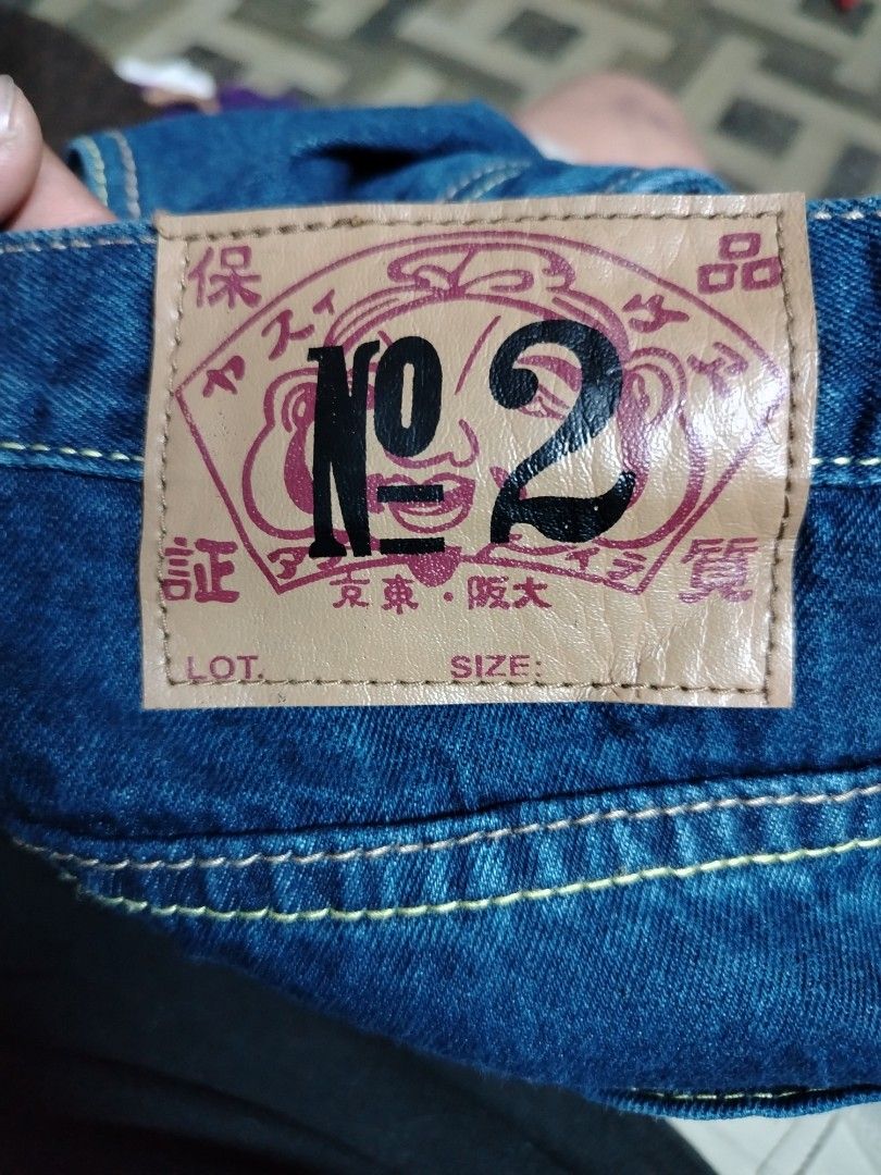 EVISU (Category: Shorts) located in Roxas City. Submitted by hd_thriftshop (Listing ID 1470682845, Image 3). Description: Evisu jorts Width : 36-38 Length : 29 Hem: 12 Like new.