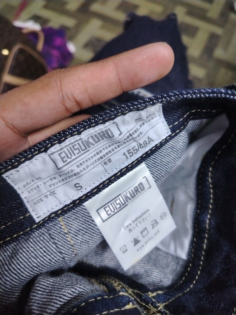 Evisukuro skirt (Category: Skirts) located in Roxas City. Submitted by hd_thriftshop (Listing ID 1470683081, Image 3). Description: Width : 28 Length : 25 Like new.