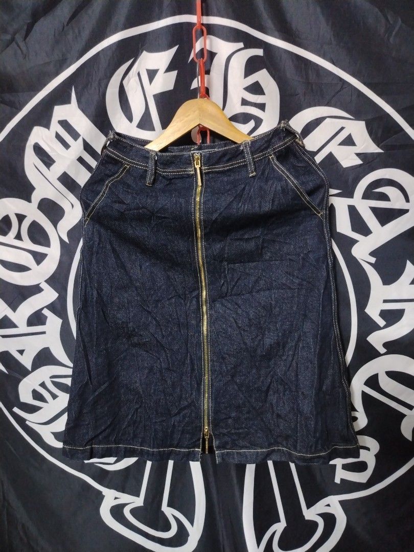 Evisukuro skirt (Category: Skirts) located in Roxas City. Submitted by hd_thriftshop (Listing ID 1470683081, Image 1). Description: Width : 28 Length : 25 Like new.
