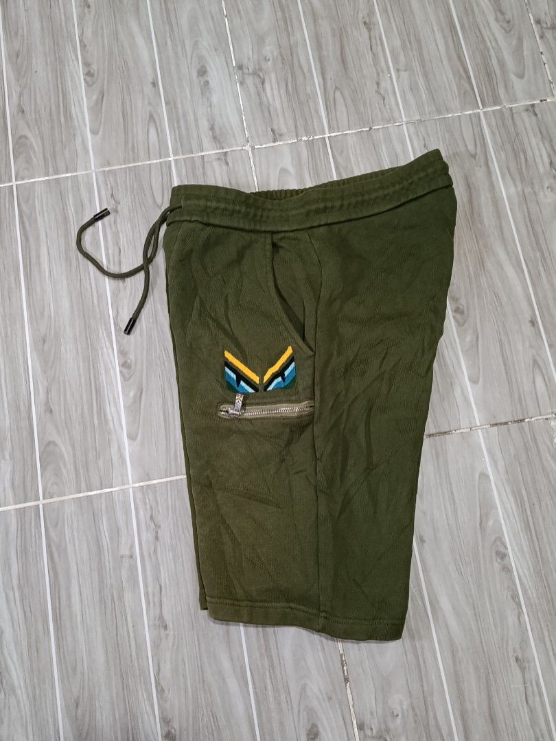 FENDI COTTON SHORT (freeshipping) (Category: Shorts) located in Quezon City. Submitted by gyl-stop (Listing ID 1470682550, Image 2). Description: free shipping 28-31 x 20 very good condi cr: 9/10 issue: none.