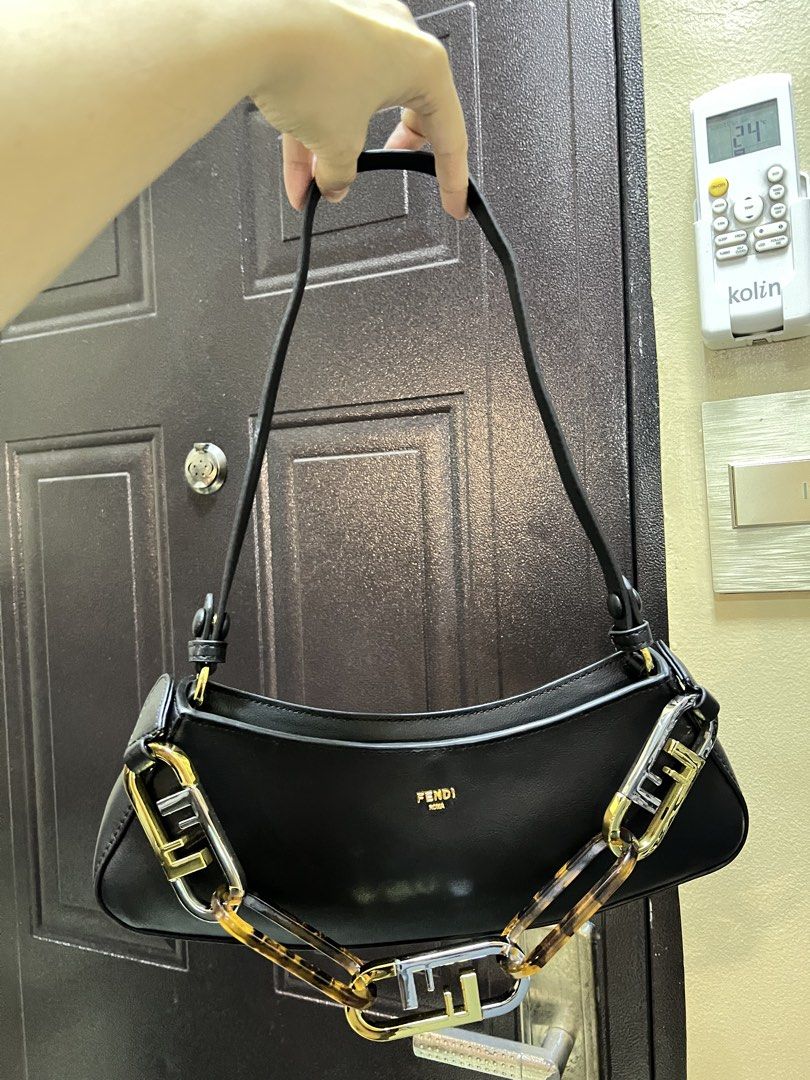 Fendi kili bag (Category: Shoulder Bags) located in Manila. Submitted by colineb (Listing ID 1470618832, Image 3). Description: .