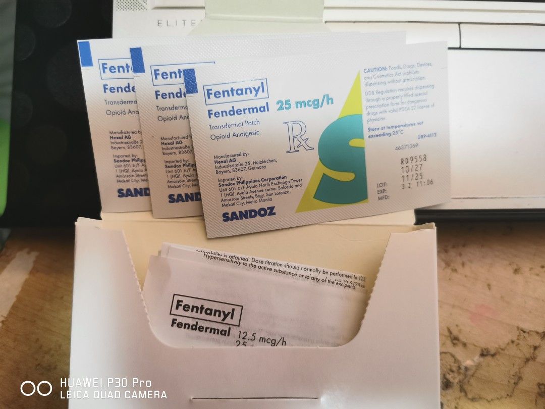 Fentanyl 25 mcg/h Pain Patch 3pcs (Category: Medical Supplies & Tools) located in Quezon City. Submitted by gio77 (Listing ID 1470708417, Image 2). Description: Selling my unused fentanyl patch as we no longer need it this is a box of 5patch but 2 had already been used and left 3 patch, the cost of this patch is 5k but since 3 left I'm selling it at a lower price so you can save 1k, please send me a picture of your previous prescription before I 