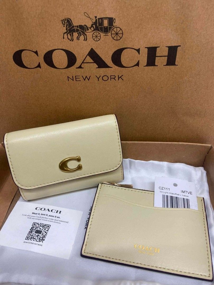 Flap Wallet & Card Holder Set (Category: Wallets & Card holders) located in Manila. Submitted by k2collection.mnl (Listing ID 1470727758, Image 1). Description: 🎨 AVAILABLE COLORS: 🖤 Black 🤎 Brown 🤍 Cream / Ivory 💛 Light Khaki / Yellow 🩵 Baby Blue 🩷 Light Pink 💗 Hot Pink 💚 Teal Green 🧡 Saddle Brown 🤎 Dark Brown ✨ FEATURES: ✔️ Elegant gold-tone C logo ✔️ Flap-style wallet ✔️ Matching slim card holder ✔️ Multiple colors and designs ✔️ Pe