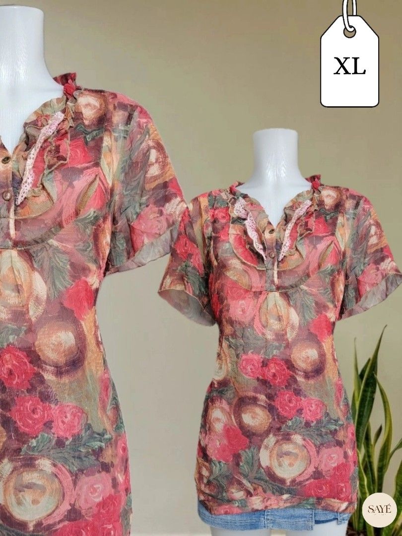 Floral ruffle chiffon blouse (Category: Blouses) located in San Jose. Submitted by saye_archive (Listing ID 1470679141, Image 1). Description: .