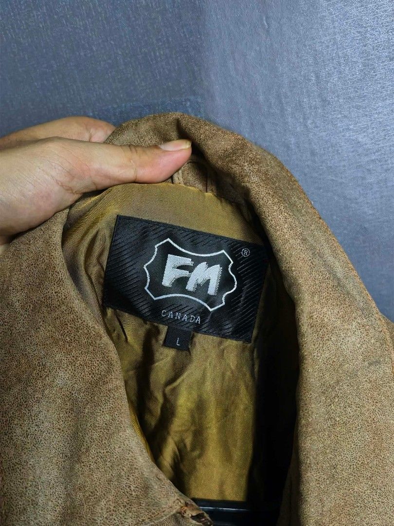FM LEATHER JACKET (Category: Coats, Jackets and Outerwear) located in Quezon. Submitted by johh_sebastian (Listing ID 1470641125, Image 3). Description: size large on tag dimension/measurements 23width 28lenght.