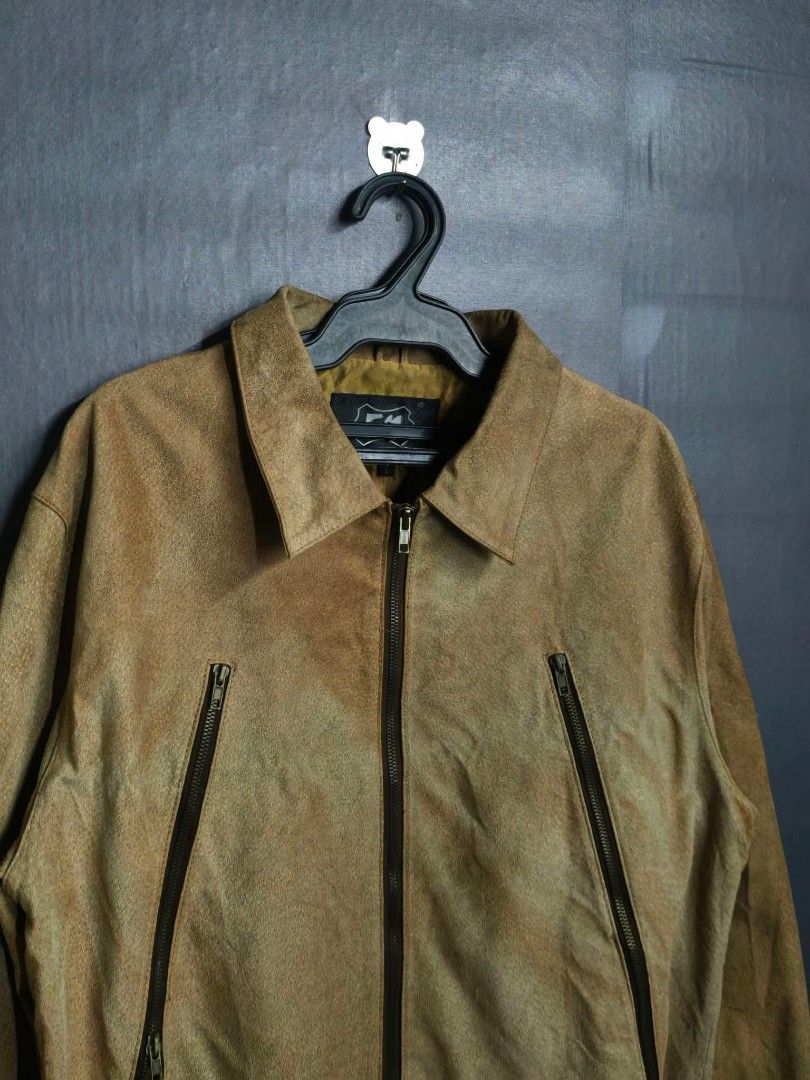FM LEATHER JACKET (Category: Coats, Jackets and Outerwear) located in Quezon. Submitted by johh_sebastian (Listing ID 1470641125, Image 2). Description: size large on tag dimension/measurements 23width 28lenght.