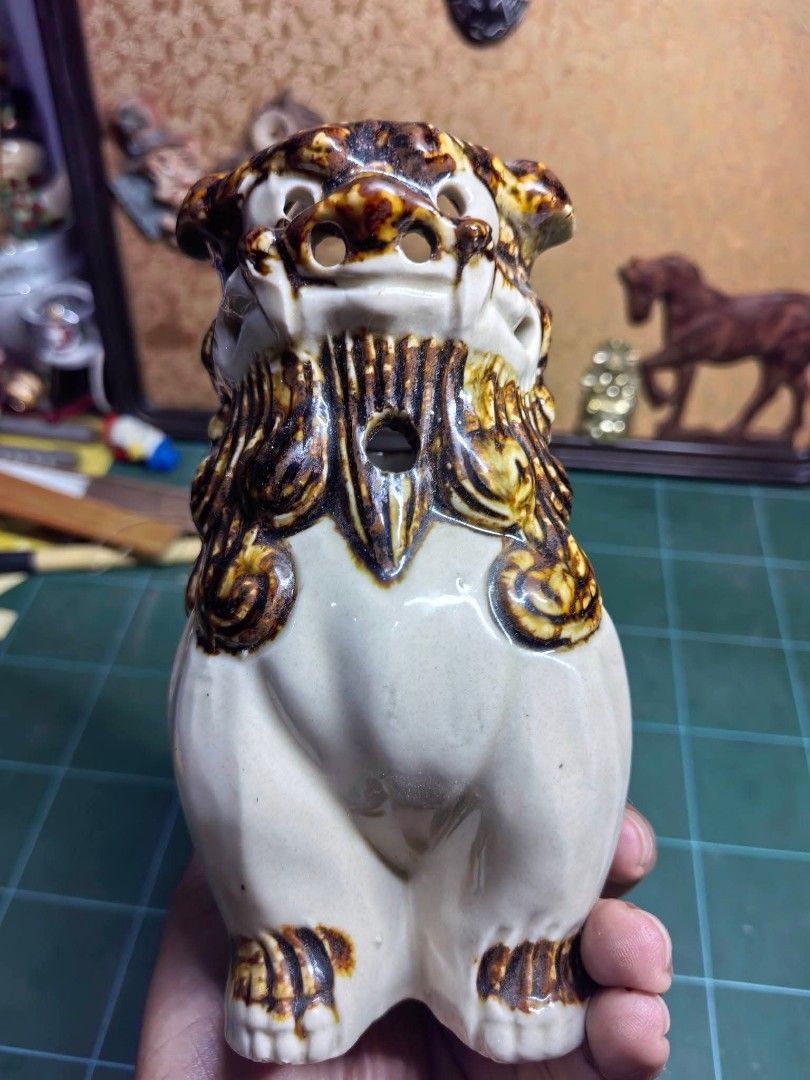 Foo Dog - Komainu Vase (Category: Vases & Decorative Bowls) located in Cebu City. Submitted by dudes_villanueva (Listing ID 1470617743, Image 3). Description: Foo Dog - Komainu Vase (Guardian lion-dog / Foo dog) Material : Ceramic 📌 Mythical creature pottery piece with brown and white drip or tortoise shell glaze. 📌 Key Features Observed: • Subject: A stylized mythical animal (such as a Komainu / Foo Dog or lion-dog) featuring an open top cavit