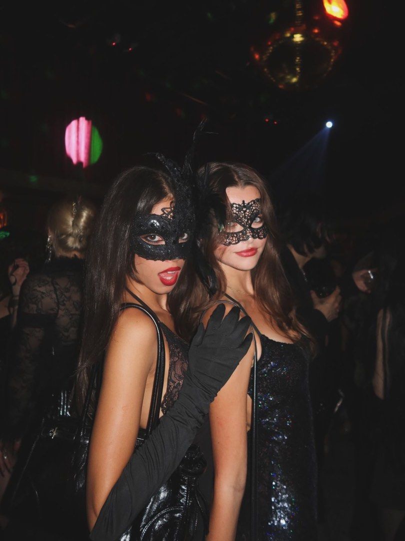 FOR RENT: Vampire Costume Set (Category: Sets & Coordinates) located in Manila. Submitted by rentarmoire_ (Listing ID 1470568630, Image 1). Description: Rent for only 450 for 2 days it Size: XS- Small Inclusions: - Corset - Skirt - Corset top - Masquerade mask - Choker necklace Perfect for halloween, cosplay, or themed events!! FOR FASTER TRANSACTIONS ig: @rentarmoire.