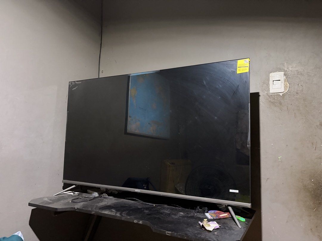 FOR SALE: ASTRON FTV5550 55” GOOGLE TV (Category: TV) located in Manila. Submitted by yannieboo_17 (Listing ID 1470693279, Image 1). Description: FOR SALE: Astron FTV5550 55” Google TV Price: 16,500 negotiable Inclusions: box and remote Display Size & Resolution: 55-inch 4K Ultra HD screen Operating System: Google TV / Android OS with Google Play Store access Smart Features: Built-in Chromecast, “Hey Google” voice control remote, and pre-installe