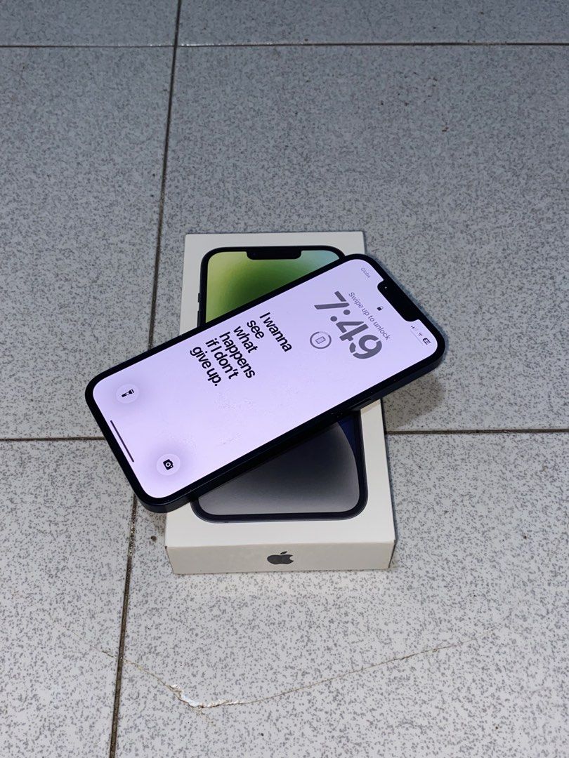 FOR SALE IPHONE 14 (MIDNIGHT) (Category: iPhone 14 Series) located in Manila. Submitted by sijtayron (Listing ID 1470716993, Image 2). Description: Iphone 14 Midnight Color . 128 gb . 83% bh . Factory Unlock . Z/PA variant . NTC Approved . Pristine condition . Bought from Powermac . No history of replacement or repair . Makinis - pwede sa maselan ❌ minimal paintchips on camera lens ➕Inclusions: Case, Box and cord 20,500 NEGOTIABLE SLIGHT 📍LASPIÑ