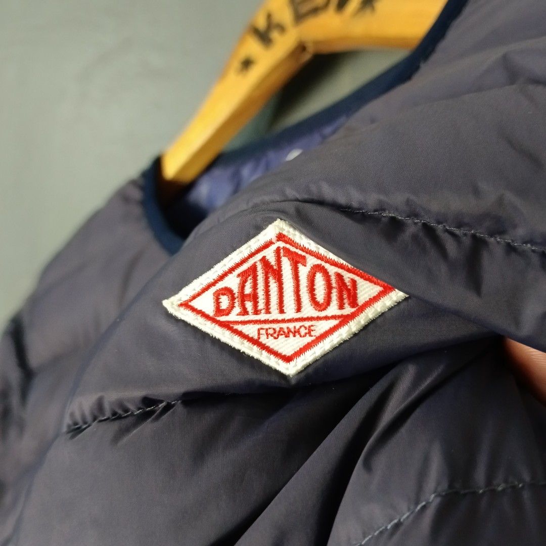 For Women - Danton - Crew Inner Down Jacket (Category: Coats, Jackets and Outerwear) located in Bacolod City. Submitted by drop.ph (Listing ID 1470685068, Image 3). Description: Danton - Crew Inner Down Jacket Authentic *Navy *Size XS fits S - 18x22 *Excellent *No Flaws *Price: 1,200php *Add SF if outside Bacolod City.