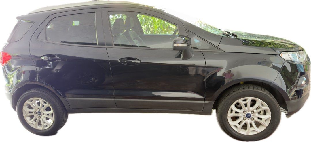 Ford EcoSport 5 Door Titanium Auto (Category: Used Cars) located in San Juan City. Submitted by atdonmiguel (Listing ID 1470565005, Image 2). Description: Panther black. Automatic. Well-maintained with Ford Greenhills and reliable carshop that specializes on Ford cars (FordMaz One Pque). With minor scratches on bumpers and tire casing. Leather seats and sunroof. Negotiable. RFS: Will get new car..