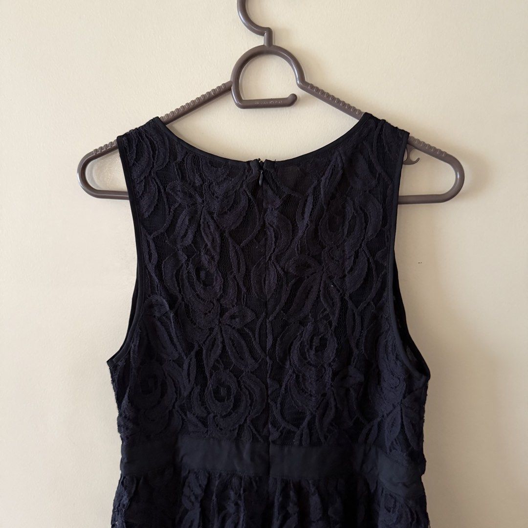 Forever 21 Lace Black Dress (Category: Dresses) located in Quezon City. Submitted by declutteringoodfinds (Listing ID 1470629632, Image 3). Description: Color: Black With zipper at the back With inner lining RFS: Decluttering impulsive buys.