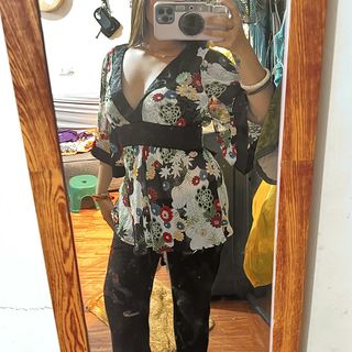 (Category: ) located in . Submitted by Pilarrrrr (Listing ID 1470661735, Image 1). Description: .