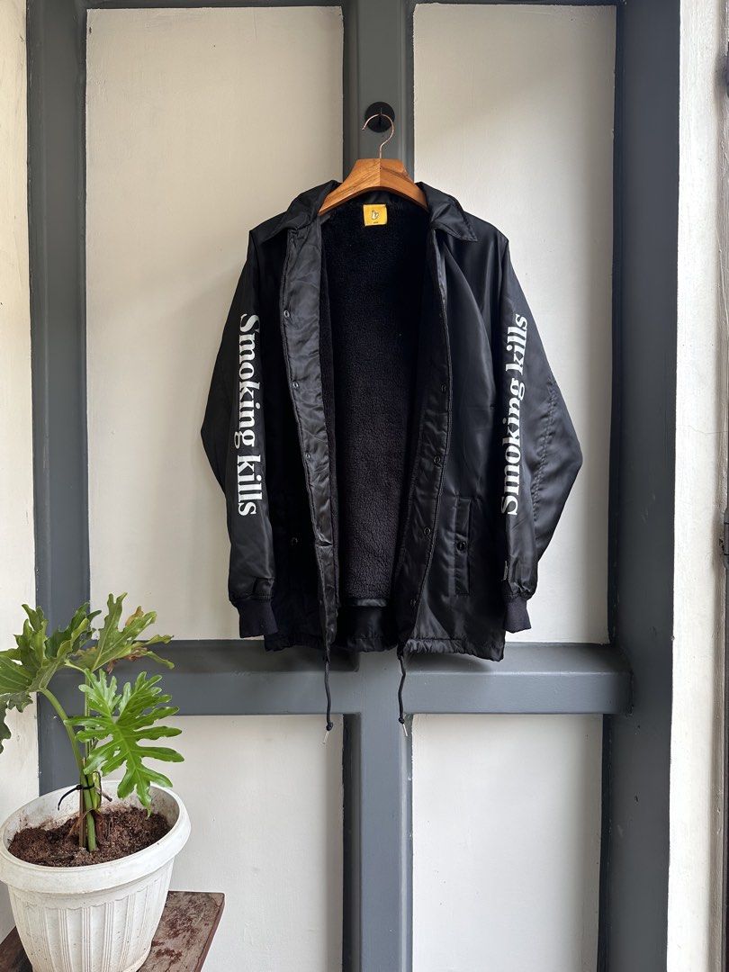 #FR2 Smoking Kills Black Fleece Lined Coach Jacket (Category: Coats, Jackets and Outerwear) located in Bacolod City. Submitted by thestitchph (Listing ID 1470563974, Image 2). Description: FR2 black coach jacket with ‘Smoking Kills’ printed on both sleeves. Cozy black fleece lining inside to keep you warm. SIZE LARGE W22” L29” SHOULDER 18” SLEEVE 25” GOOD AS NEW .