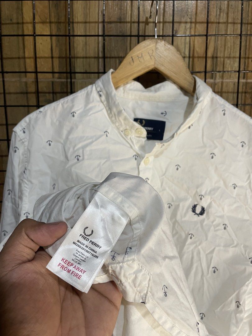 Fred perry aop shirt (Category: Formal Shirts) located in Pateros City. Submitted by toogood.mnl (Listing ID 1470642900, Image 3). Description: Fred perry aop polo W-22 L-29 No issue Excellent condition .