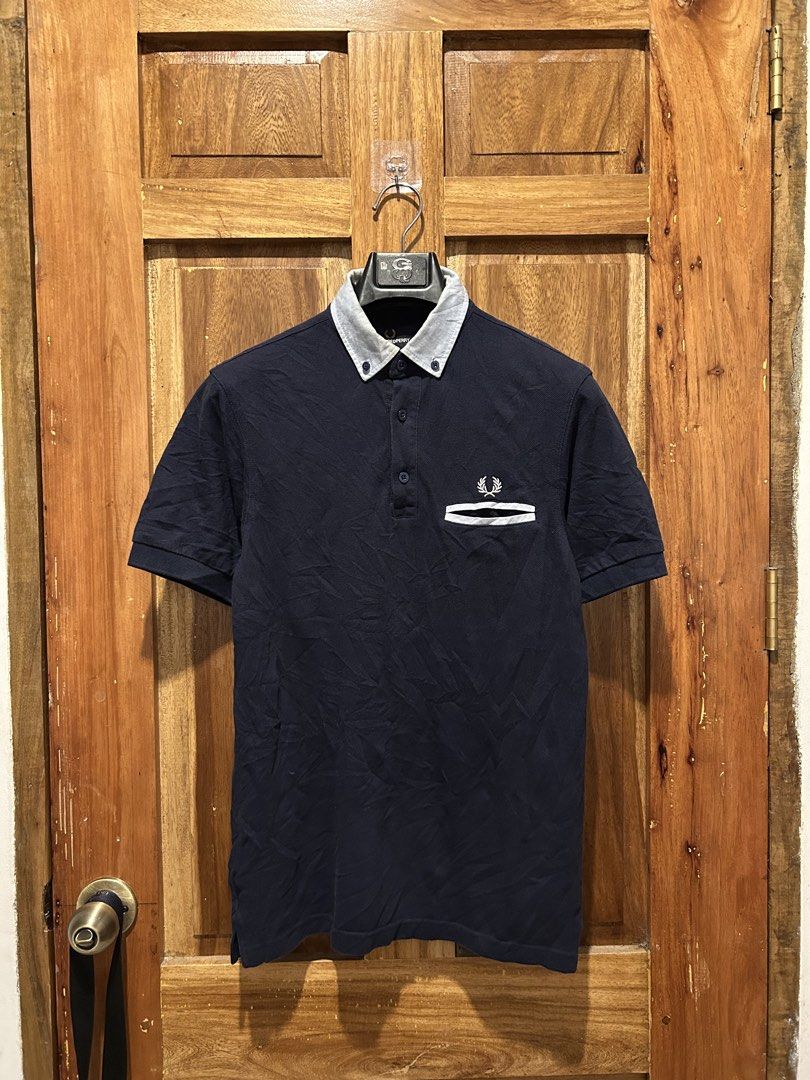 Fred perry (Authentic) (Category: Tshirts & Polo Shirts ) located in Talakag. Submitted by heisenberg_0712 (Listing ID 1470572791, Image 1). Description: Good condition 19x26 (needs wash) yellow collar 9 or better color rate.