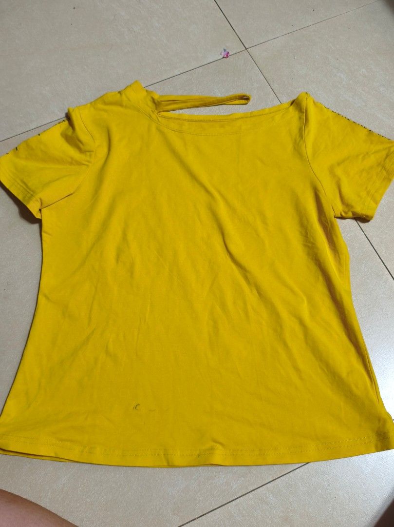 FREE FOR MINER (Category: Shirts) located in Las Pinas. Submitted by dnbrbnt (Listing ID 1470654113, Image 2). Description: minimum purchase of 250.