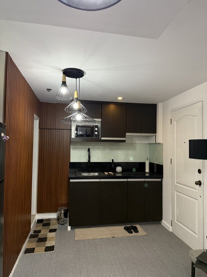 Fully Furnished Loft Apartment Interior Design Setup (Category: Apartments & Condos) located in Manila. Submitted by zyron23 (Listing ID 1470601542, Image 2). Description: FOR RENT: Fully Furnished 1-Bedroom Condo Unit Victoria Towers – Tower C 📍 Timog Ave., Brgy. Paligsahan, Quezon City, Metro Manila Rental Rate: ₱25,000/month Floor Level: 12th Floor Floor Area: 43 sqm Association Dues: Included Availability: Available ASAP Payment Terms * 1 Mo