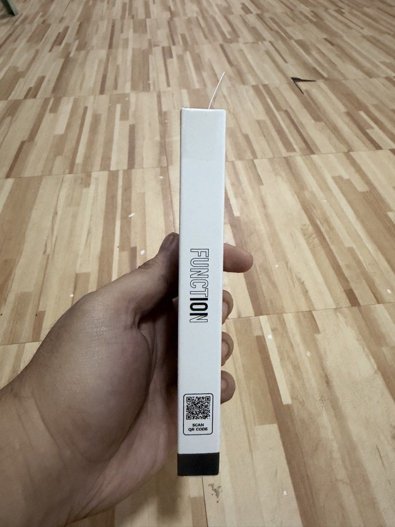 Function Magsafe Loop Ringstand + Silicone grip holder 60% off (Category: Mounts & Holders) located in Las Pinas. Submitted by kdangilan (Listing ID 1470632069, Image 2). Description: Function Magsafe Loop Ringstand + Silicone grip holder Regular price: 990 ❌ My price: 400 ✅ Take all price: 700 only ✅ Freebie: Smart Devil privacy tempered glass.