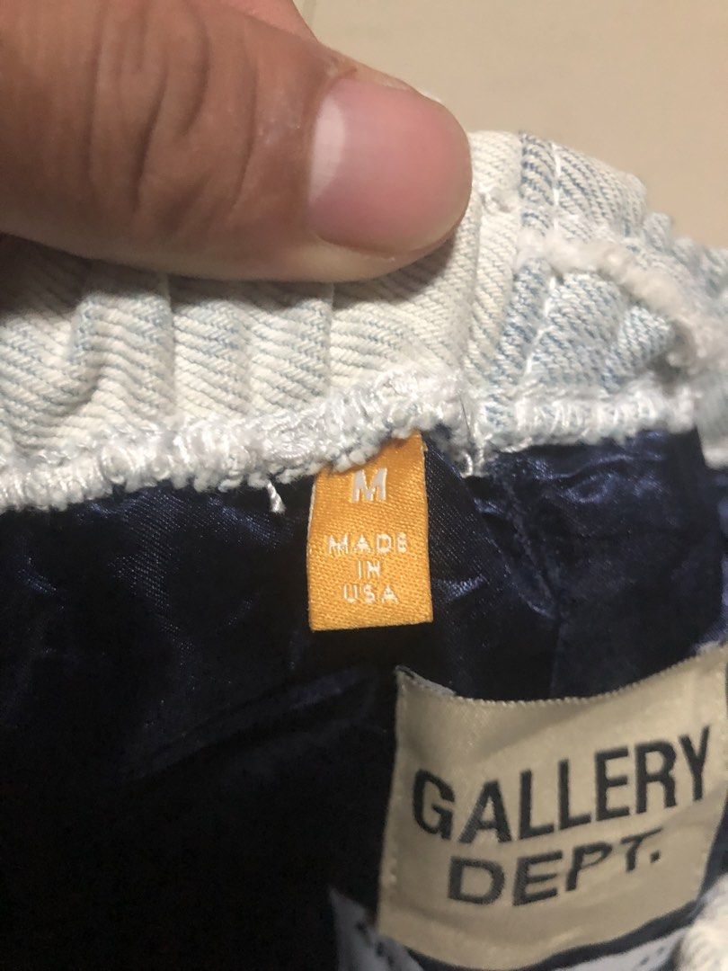 Gallery dept patchwork denim zuma (Category: Shorts) located in Malaybalay. Submitted by joromsthrift (Listing ID 1470688441, Image 3). Description: -Gallery dept patchwork denim zuma Waistline: 30-34 Lenght: 17 inch Like new condition Color rate: 9.7/10 No issue.