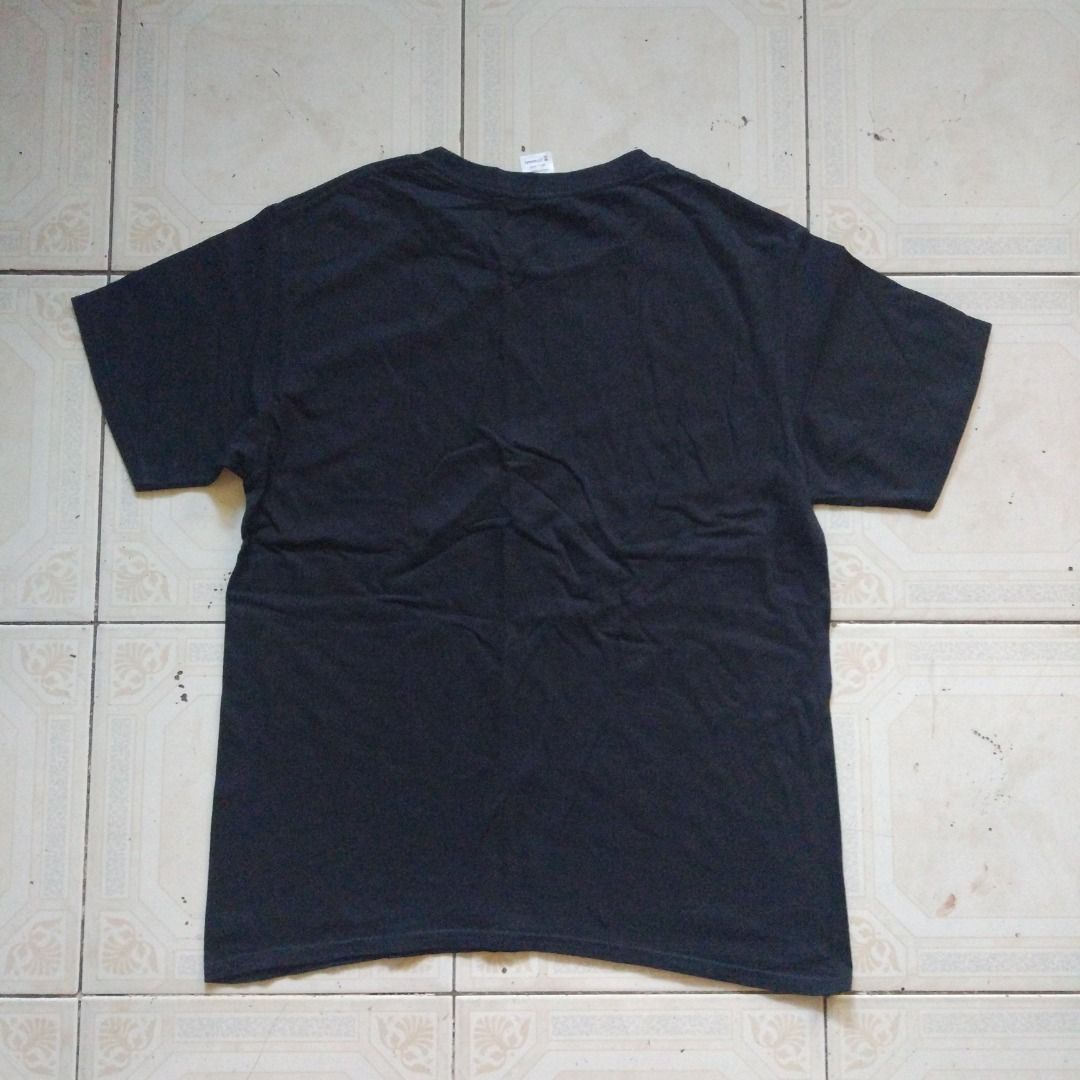 Game Of Thrones T-shirt M (Category: Tshirts & Polo Shirts ) located in Pasay City. Submitted by denimdude.ph (Listing ID 1470665953, Image 2). Description: .