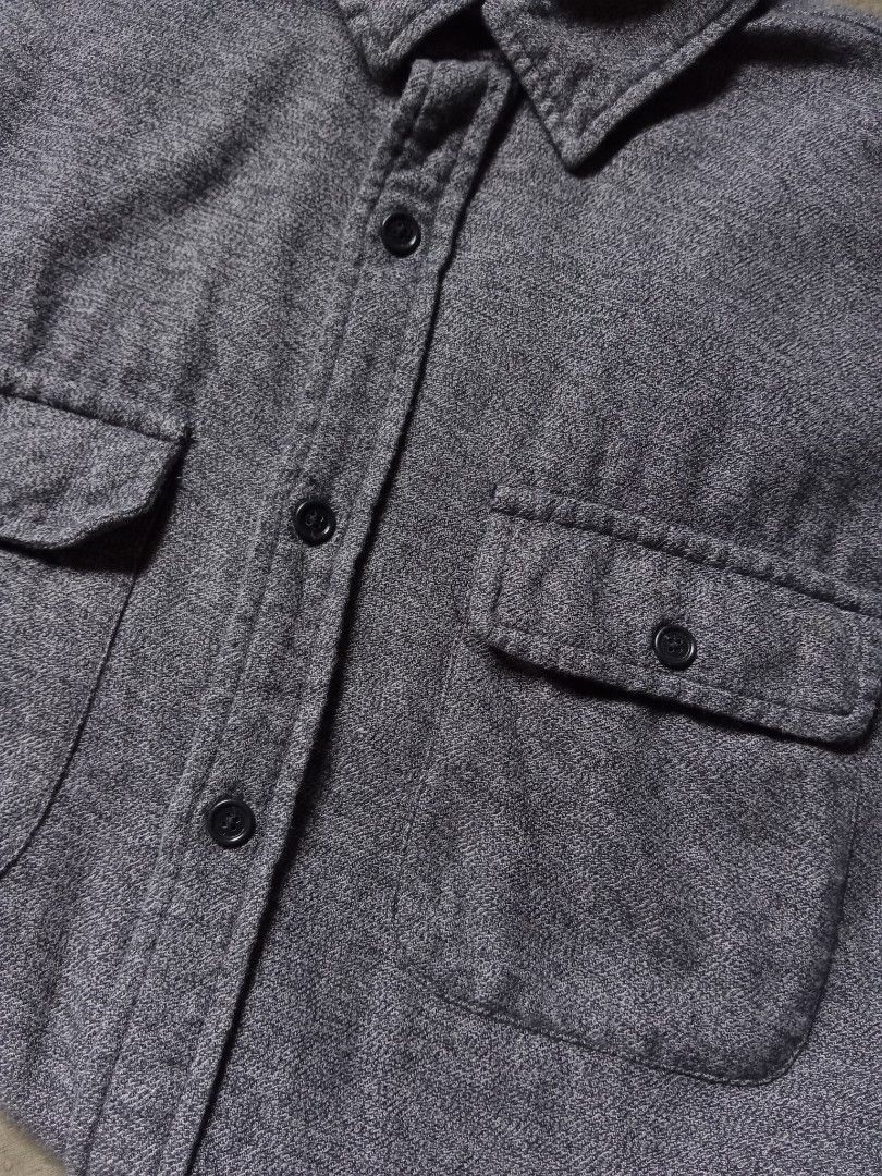 Gap 2 pocket slim fit shirt (Category: Formal Shirts) located in Davao. Submitted by hisdef (Listing ID 1470680087, Image 3). Description: Gap 2 pocket slim shirt Condition- like new issue- none Dimensions in inches width-22 length-29 shoulder-17 sleeve-26.