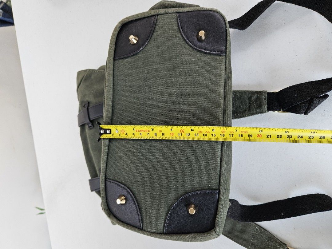Gaston Luga Backpack Authentic from Sweden (Category: Backpacks) located in Iloilo. Submitted by floresse (Listing ID 1470667317, Image 3). Description: Authentic Gaston Luga rucksack in a classic olive green heavy-duty canvas with black vegan leather straps and brass-tone hardware. Great minimalist everyday carry, work bag, or travel backpack. ​📍 Location: Iloilo City ​📦 Nationwide shipping available via J&T / LBC (free shipping) ​💳 Payment v