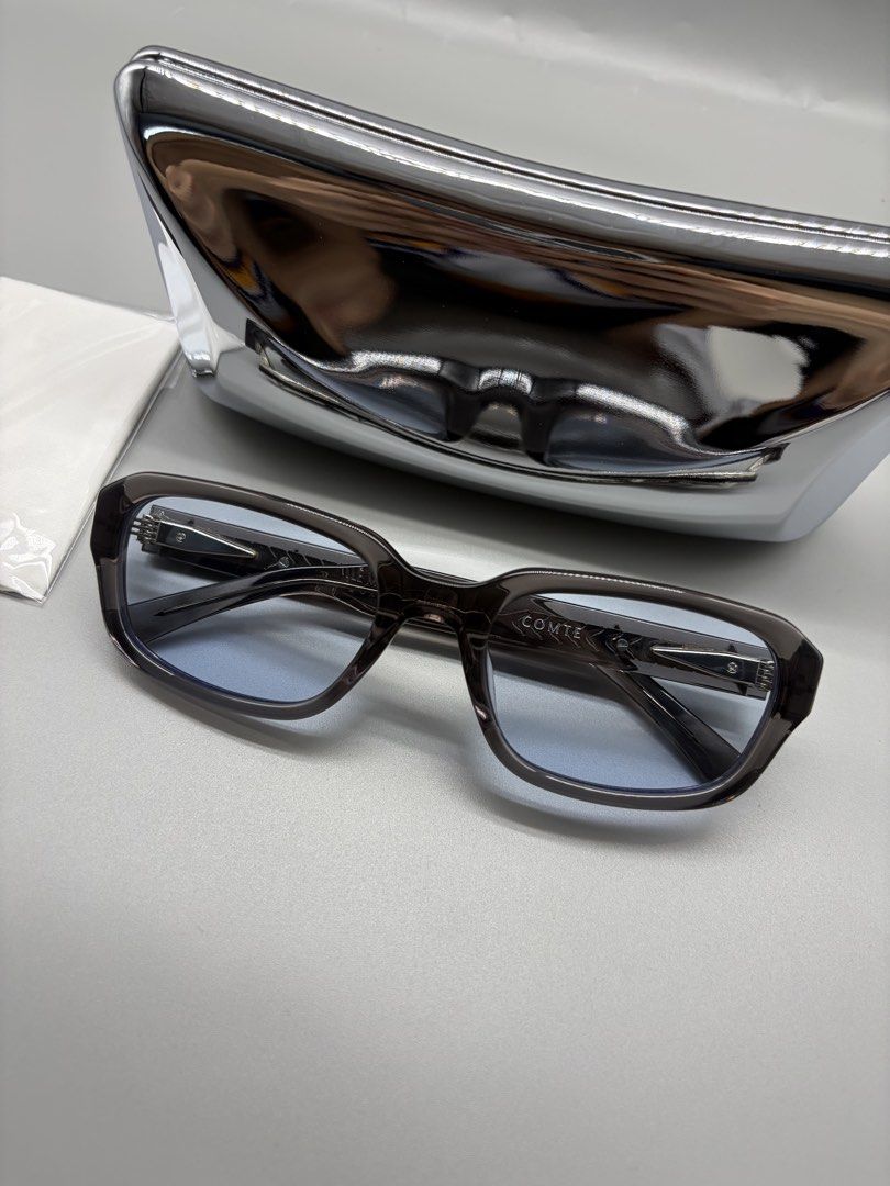 Gentle Monster BOLD Comte GC9 (Gray) (Category: Sunglasses & Eyewear) located in Bacoor. Submitted by thegentleluxe (Listing ID 1470629802, Image 2). Description: Gentle Monster BOLD Comte GC9 (Gray) Comes with Metallic Silver Case, Cloth, Authenticity Card. No Box Pre-Order/On Hand 3795 php only! (Shipping fee excluded) Follow our Page FB: The Gentle Luxe IG: @thegentleluxestore .