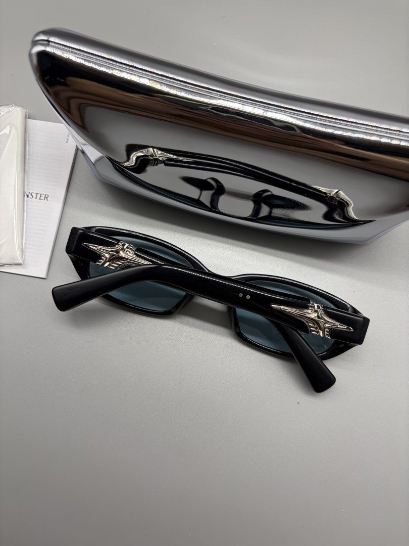 Gentle Monster BOLD Kafka 01 V (Black) (Category: Sunglasses & Eyewear) located in Bacoor. Submitted by thegentleluxe (Listing ID 1470629215, Image 3). Description: Gentle Monster BOLD Kafka 01 V (Black) Comes with Metallic Silver Case, Cloth, Authenticity Card. No Box Pre-Order/On Hand 4495 php only! (Shipping fee excluded) Follow our Page FB: The Gentle Luxe IG: @thegentleluxestore .