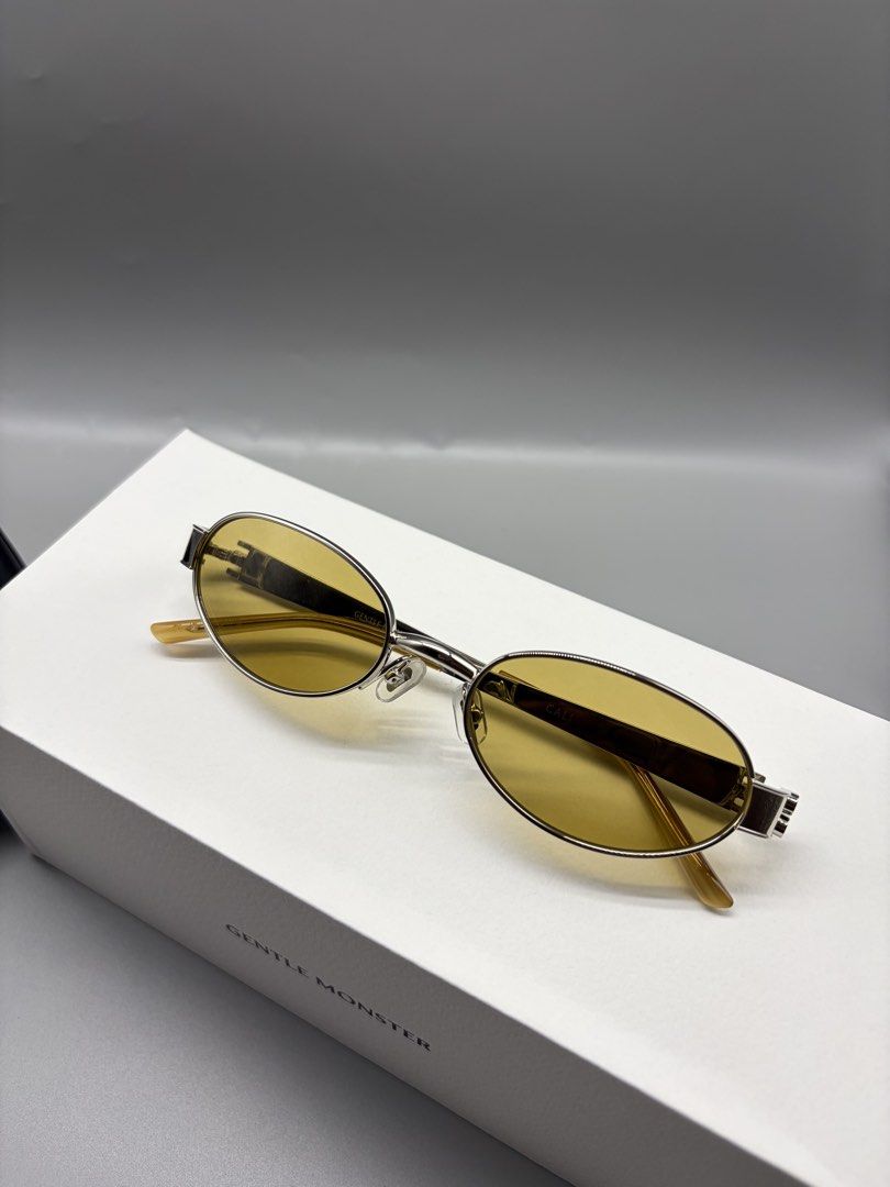 Gentle Monster Cali 01 BR (Category: Sunglasses & Eyewear) located in Bacoor. Submitted by thegentleluxe (Listing ID 1470630635, Image 2). Description: Gentle Monster Cali 01 BR Complete with Inclusions Box, Cloth, Booklet, Pouch Pre-Order/On Hand Other Colors: Pre-Order 3495php only! (Excluding Shipping Fee) Follow our Page FB: The Gentle Luxe IG: @thegentleluxestore .