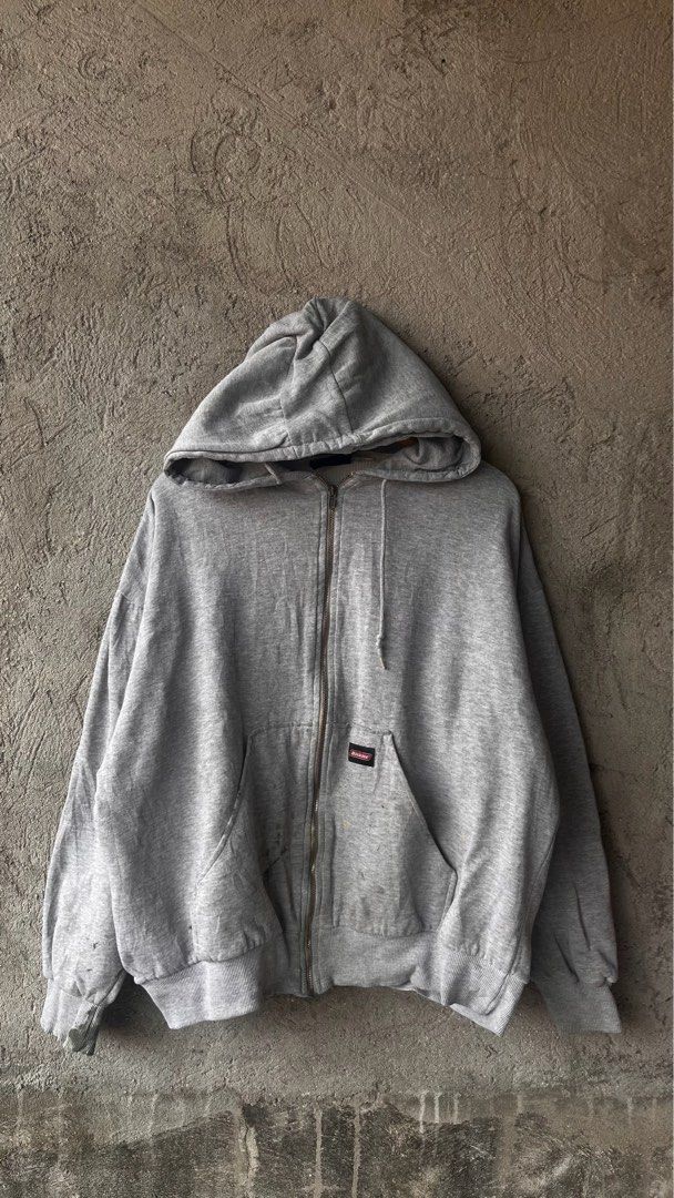 Genuine Dickies Grey Zip-Up Hoodie (Category: Hoodies) located in Cabuyao City. Submitted by kisyana (Listing ID 1470674292, Image 1). Description: .