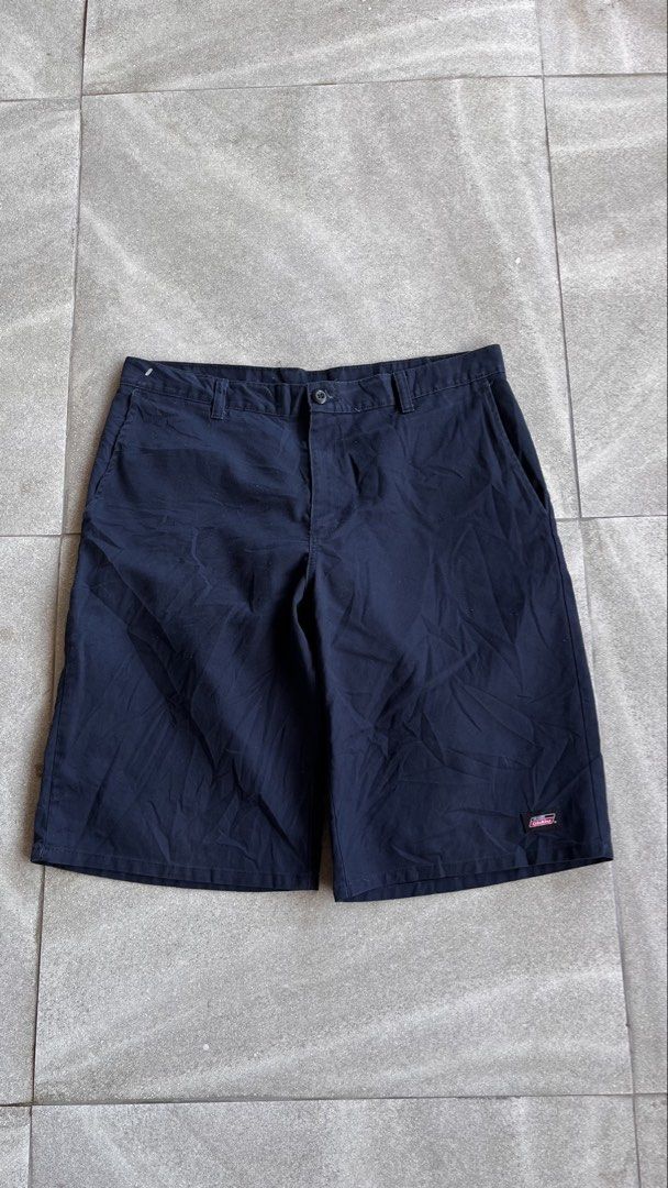 Genuine Dickies Navy Blue Work Shorts (Category: Shorts) located in Cabuyao City. Submitted by bulandos (Listing ID 1470655132, Image 1). Description: Genuine Dickies navy blue utility shorts. Classic workwear style with multi-pocket design including back welt pockets and side tool pocket. Iconic Dickies logo patch above the back right pocket. Button closure with zip fly and belt loops. Durable cotton blend fabric, great for daily casual wear or 