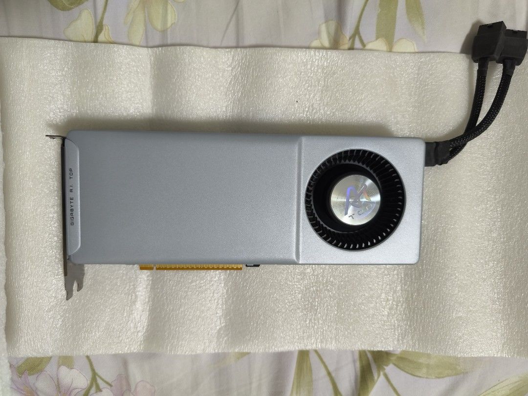GIGABYTE R9700 AI TOP 32GB VRAM, Computers & Tech, Parts & Accessories ...