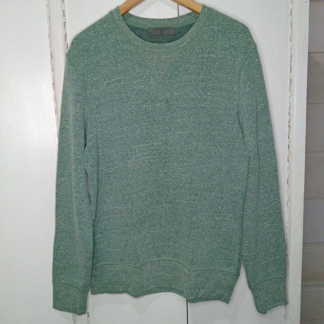 Giordano Green Crew Neck Sweatshirt Jacket (Category: Coats, Jackets and Outerwear) located in Guiguinto. Submitted by eyforalpha (Listing ID 1470734689, Image 2). Description: ✿ Large on tag sleeves: 83cm length: 60cm height: 71cm ~ ♡ Ready to wear. ♡ Colors may vary due to lighting. ♡ These are preloved items, so manage your expectations. ♡ Flaws will be stated. ♡ No cancellation of order and no rushing. ✿ HAPPY SHOPPING! ✿ - visit my profile f