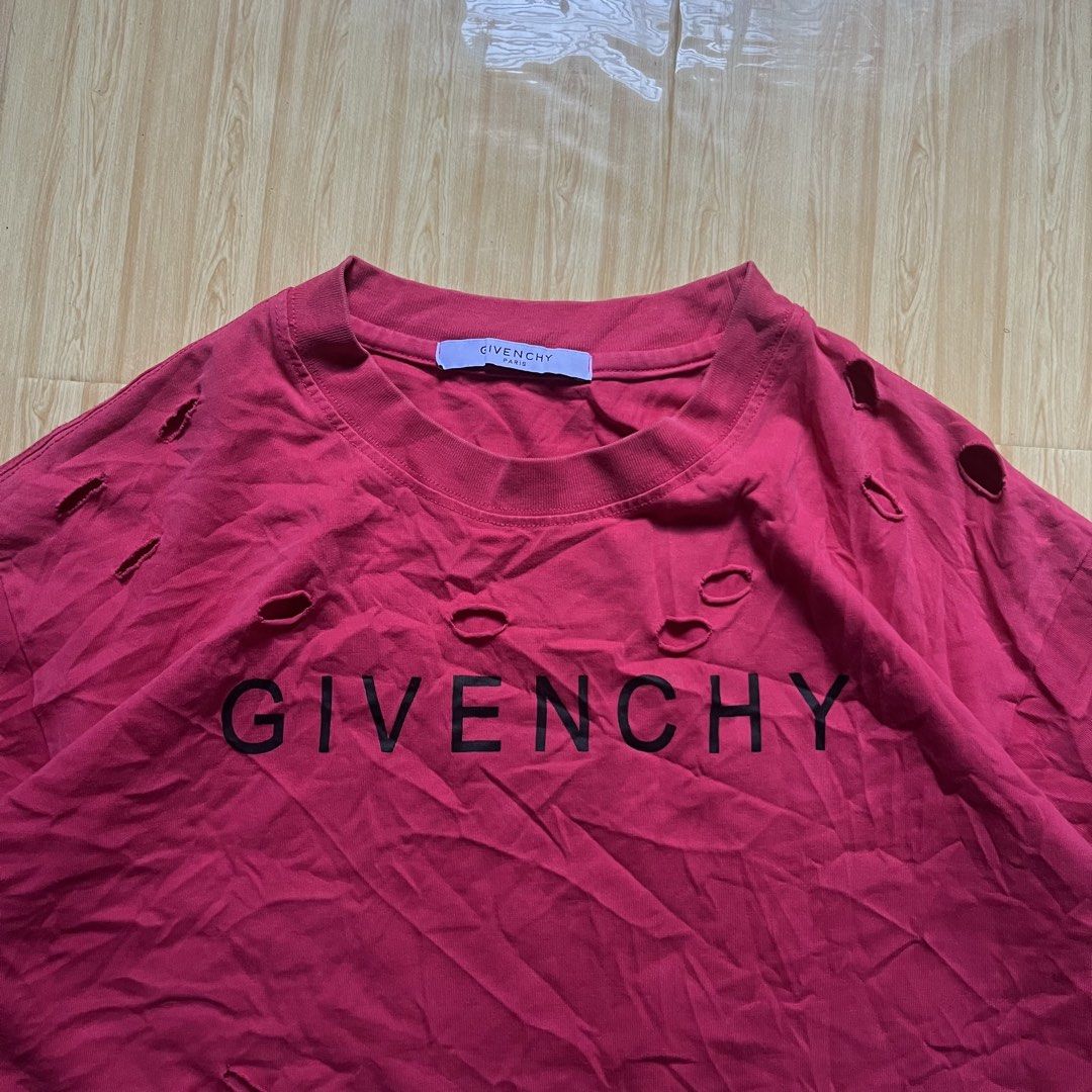 Givenchy Distressed Spell out Logo (Category: Tshirts & Polo Shirts ) located in Hagonoy. Submitted by ianthrift_ph (Listing ID 1470587182, Image 2). Description: cut washtag 23 width, 28 length can fit large to xl good condition color rate 9/10 back to back distressed no issue po.