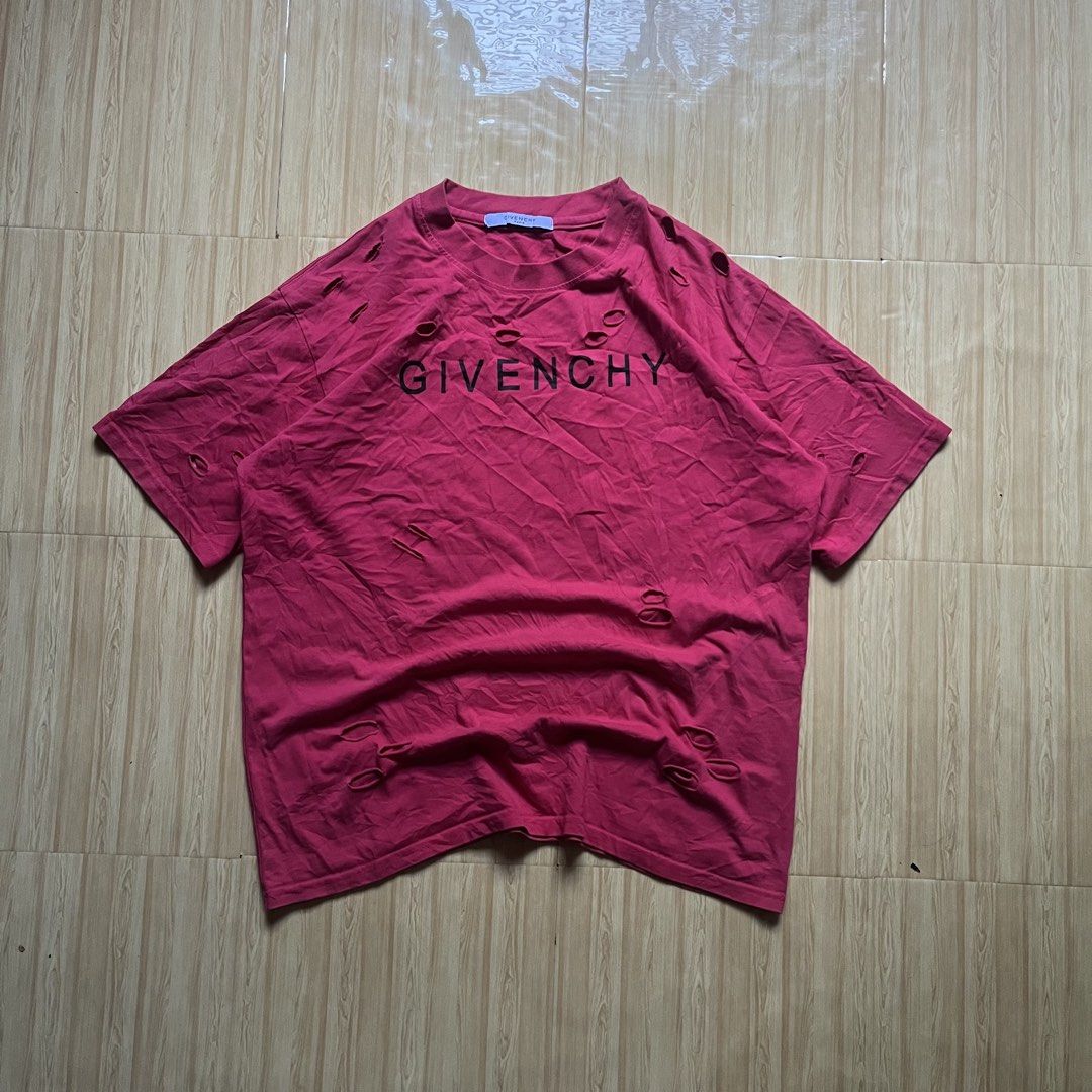 Givenchy Distressed Spell out Logo (Category: Tshirts & Polo Shirts ) located in Hagonoy. Submitted by ianthrift_ph (Listing ID 1470587182, Image 1). Description: cut washtag 23 width, 28 length can fit large to xl good condition color rate 9/10 back to back distressed no issue po.