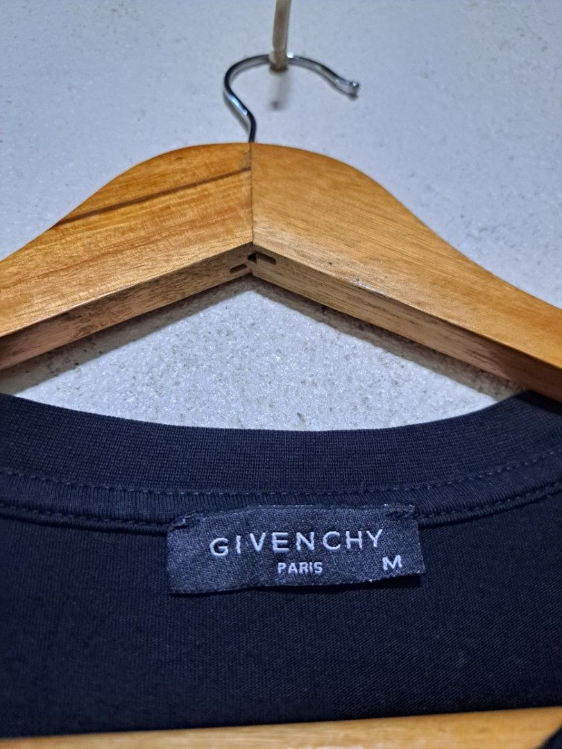 Givenchy Shirt (Category: Tshirts & Polo Shirts ) located in Dumaguete. Submitted by jayarbajad49160 (Listing ID 1470631989, Image 3). Description: Givenchy Shirt -750 add sf Excellent Condition Color rate:9.5/10 No flaws Size Medium Width:22 Length:30 Loc dumaguete city visayas.