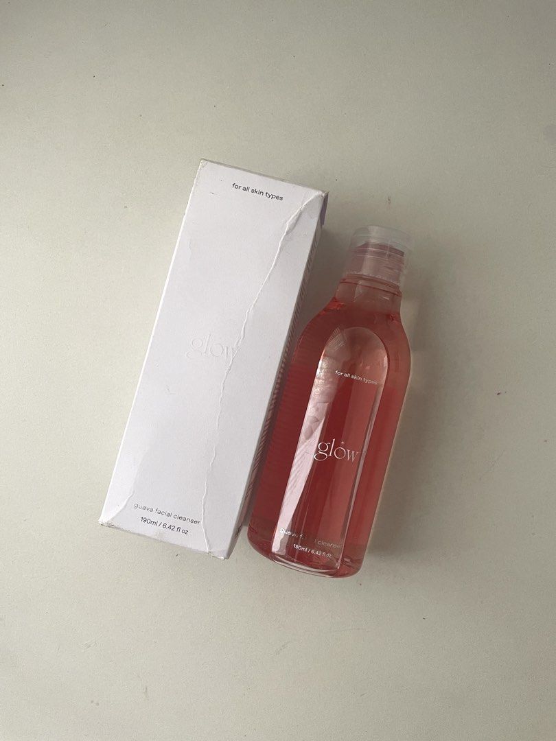 Glow Guava Facial Cleanser ( glowishere) (Category: Face Care) located in Manila. Submitted by shopby_you2 (Listing ID 1470598221, Image 1). Description: original price 2k.