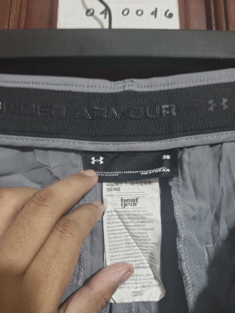 Golf/Casual Shorts Under Armour (Category: Shorts) located in Quezon City. Submitted by makmakramirez (Listing ID 1470593085, Image 2). Description: Golf/Casual Shorts Under Armour no issue size 34-40 length 20inches loc Santa Lucia novaliches Quezon city Lalamove or spx courier Spx sf 50php NCR 60php Luzon 75 php vis, min.