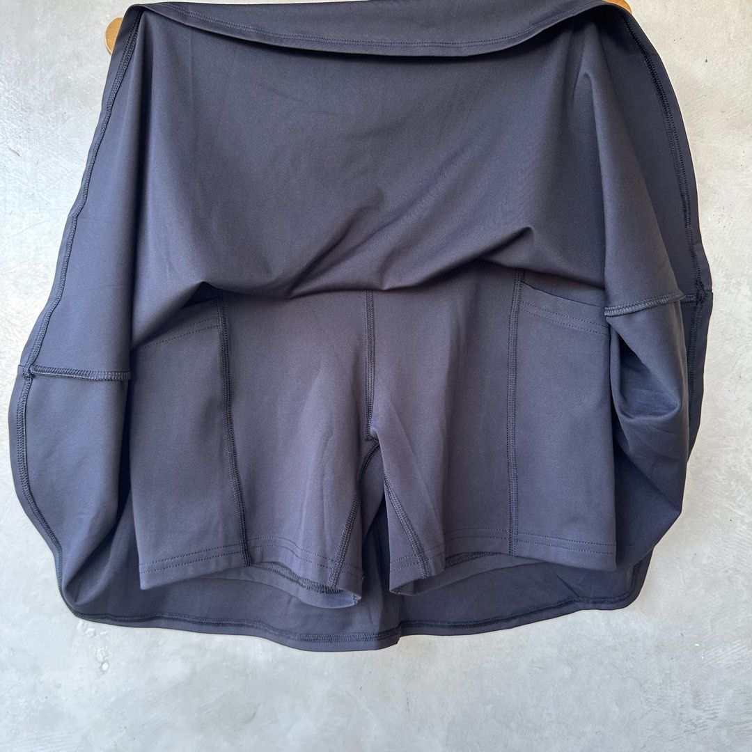 GU ACTIVE - Skort (Category: Skirts) located in Cavite. Submitted by hand.picked (Listing ID 1470598093, Image 3). Description: GU ACTIVE - Skort Size: Medium Dimension: 12.5-14” Waist / 16” Length Condition: Excellent.