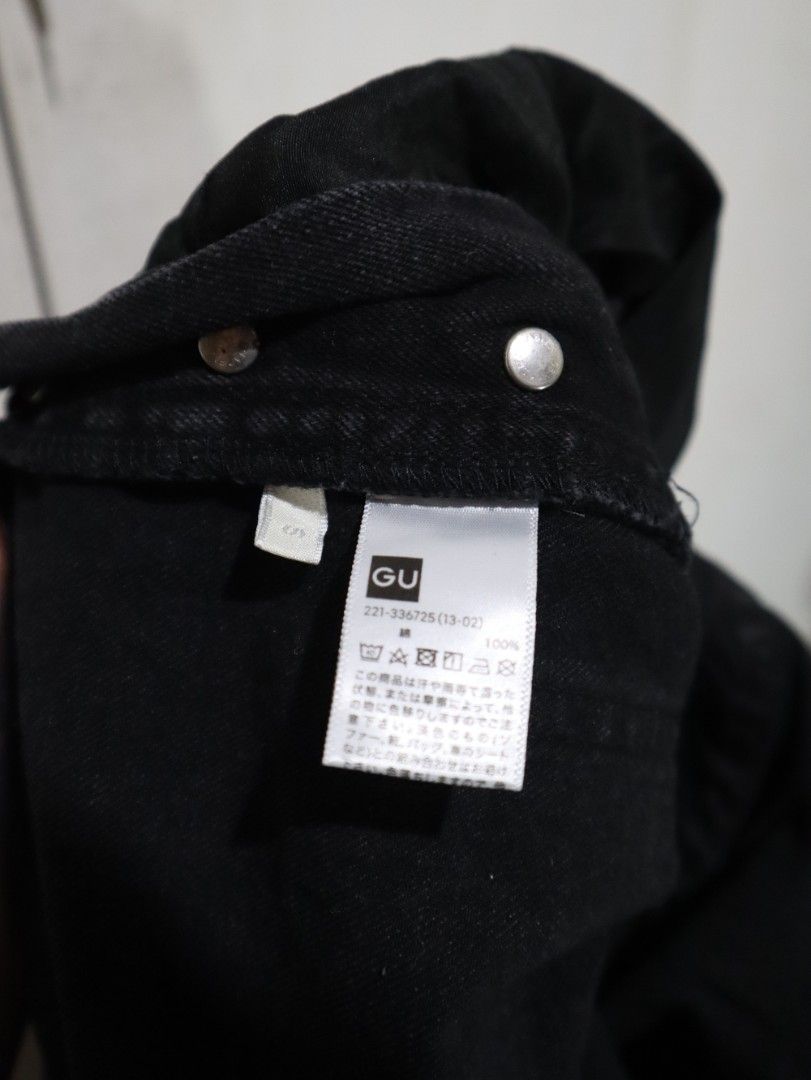 GU Black Overalls Jumper (Category: Other Bottoms) located in Tarlac. Submitted by gatheredthrift (Listing ID 1470641284, Image 2). Description: super black and no flaws.