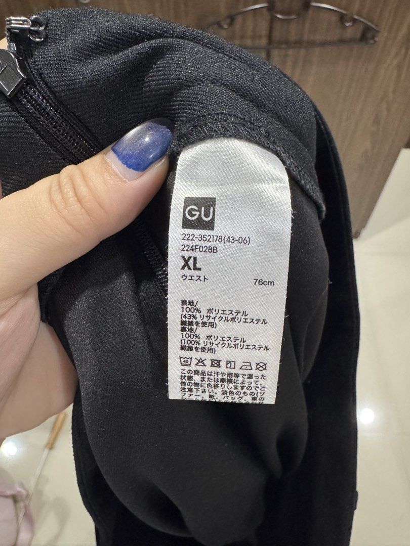 GU black skirt (Category: Skirts) located in Pasig City. Submitted by kodak.blue (Listing ID 1470683317, Image 2). Description: .
