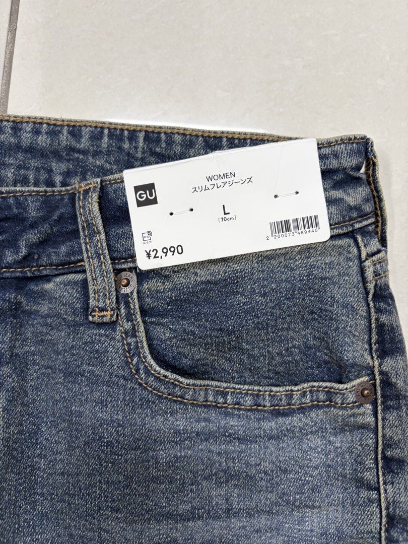 Gu Flare Jeans (Category: Jeans) located in Mabalacat. Submitted by uniqllojane_17 (Listing ID 1470600906, Image 2). Description: Size Large 32-34" waistline 39" length.