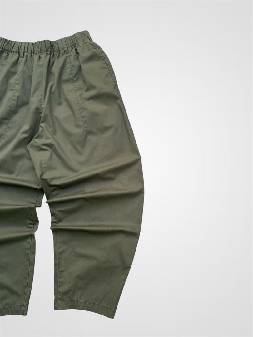 GU Parachute Chino (Category: Chinos) located in Bauang. Submitted by thriftydetrese (Listing ID 1470669277, Image 3). Description: GU Balloon Pants Olive Green W- 26/34 (free size) L- 38 H- 8 No issue Brand new Condition .