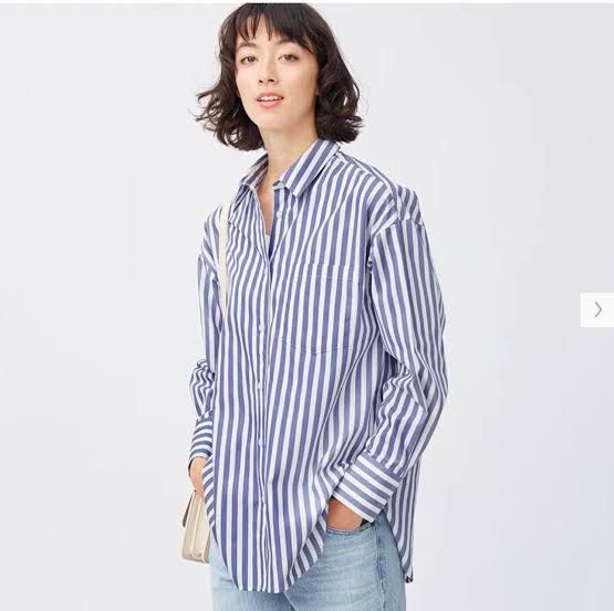 GU Stripe oversized Long sleeve (Category: Longsleeves) located in Caloocan City. Submitted by ynna_27 (Listing ID 1470679189, Image 1). Description: GU Stripe oversized Long sleeve Used - Good as new Large Issue : x Price 650.